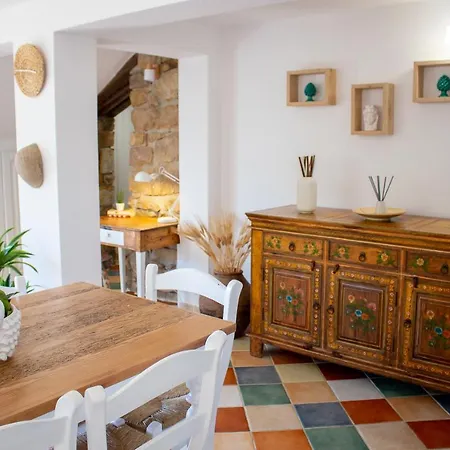 Feriehus La Casa Del Borgo - Con Giardino Privato Cefalù